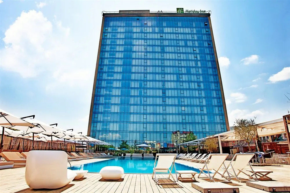 هتل Holiday Inn Tbilisi